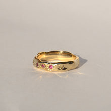 Load image into Gallery viewer, Garden Party Band Ring