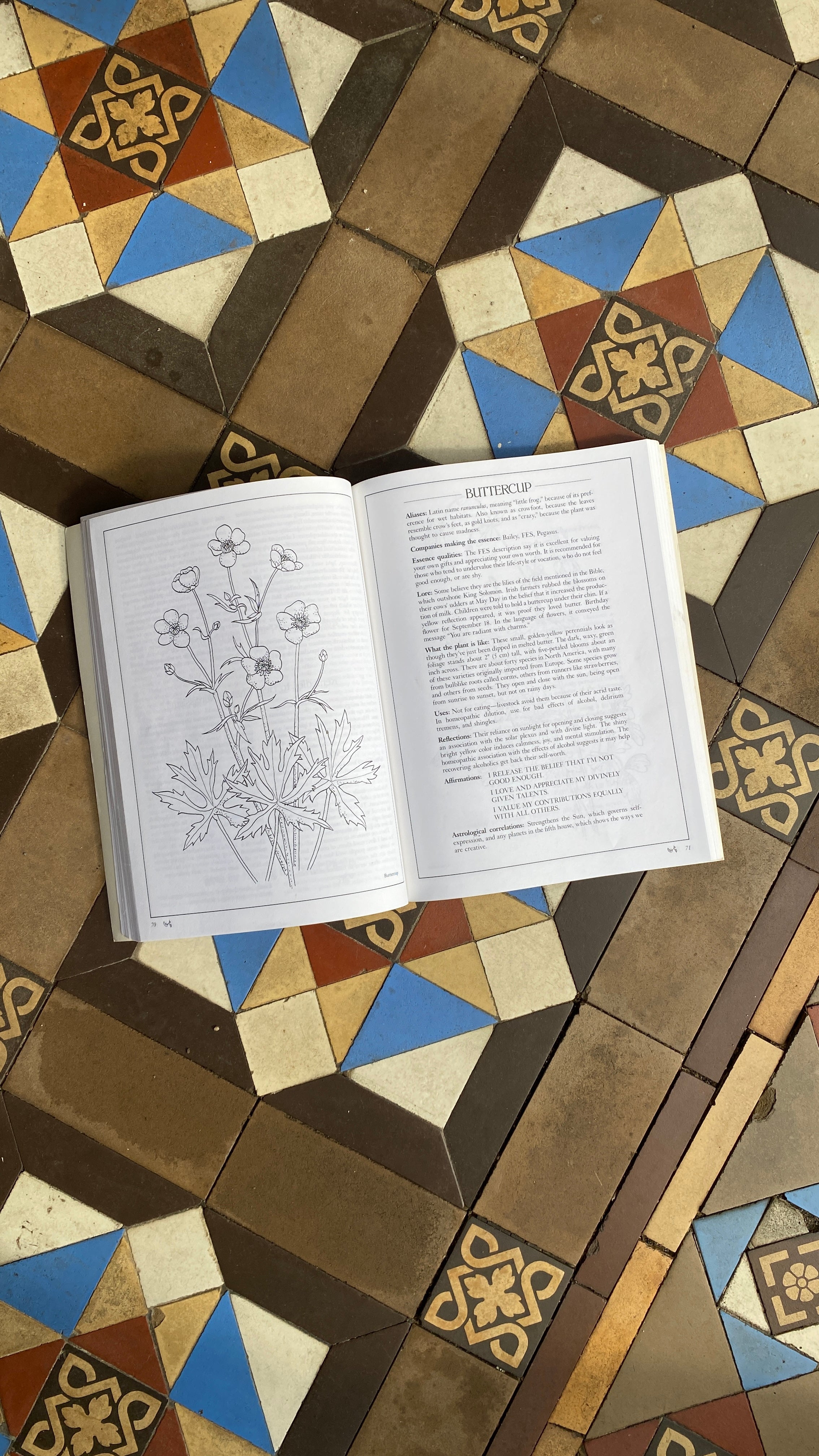 Buttercup Engraved Pendant