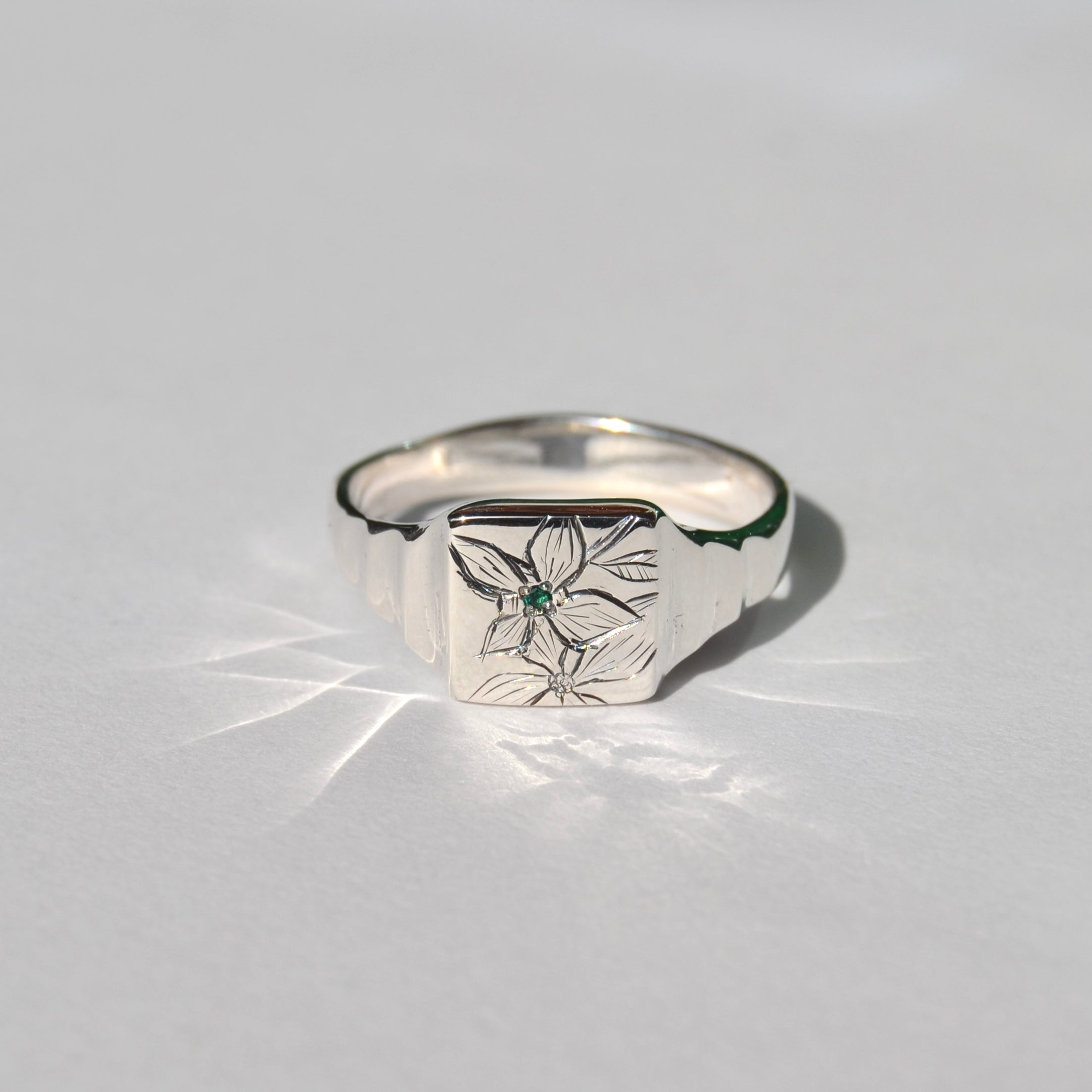 Dogwood Engraved Ring