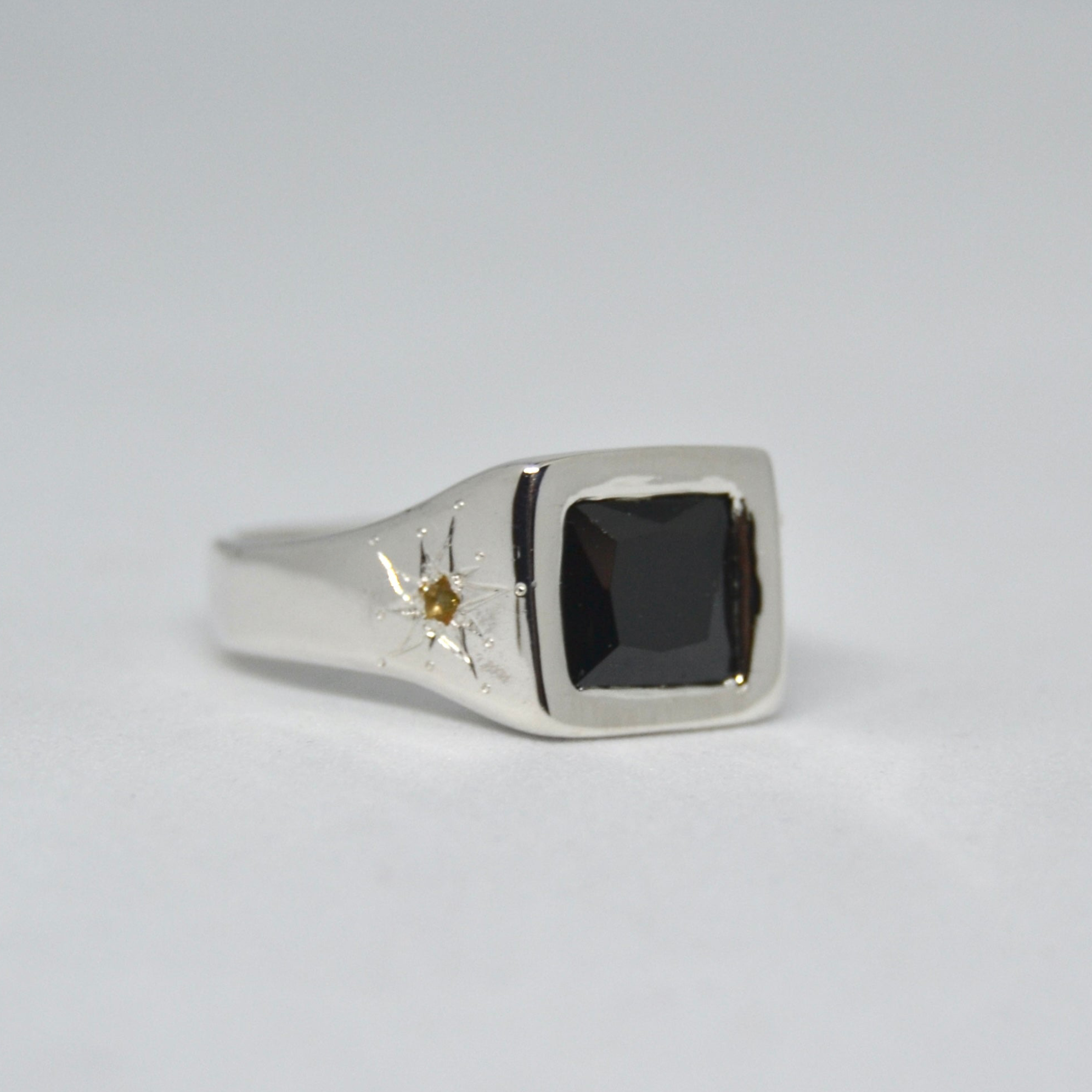 Darkness Signet Ring