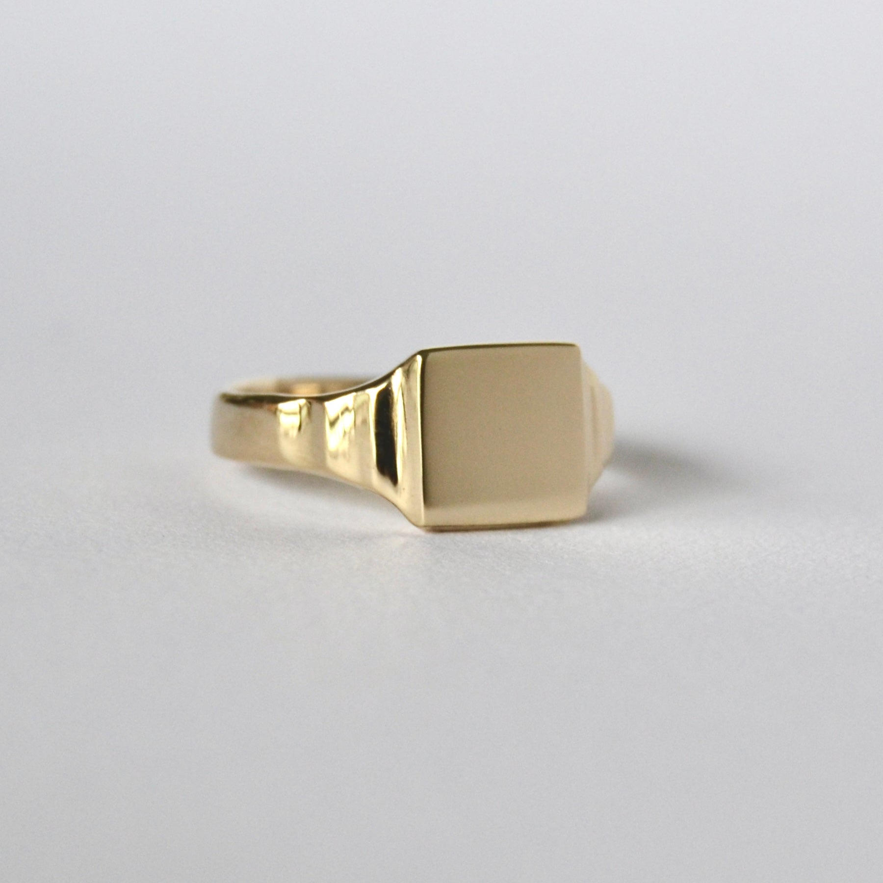 Art Deco Square Signet