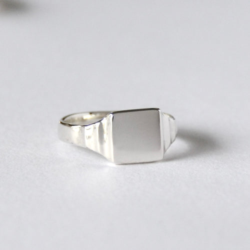 Art Deco Square Signet