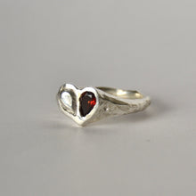 Load image into Gallery viewer, Queen of Hearts Ring - Garnet
