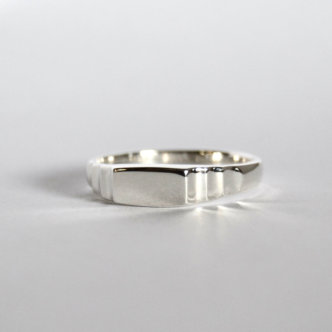Art Deco Stacker • Silver