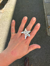 Load image into Gallery viewer, Orchid Silver Ring

