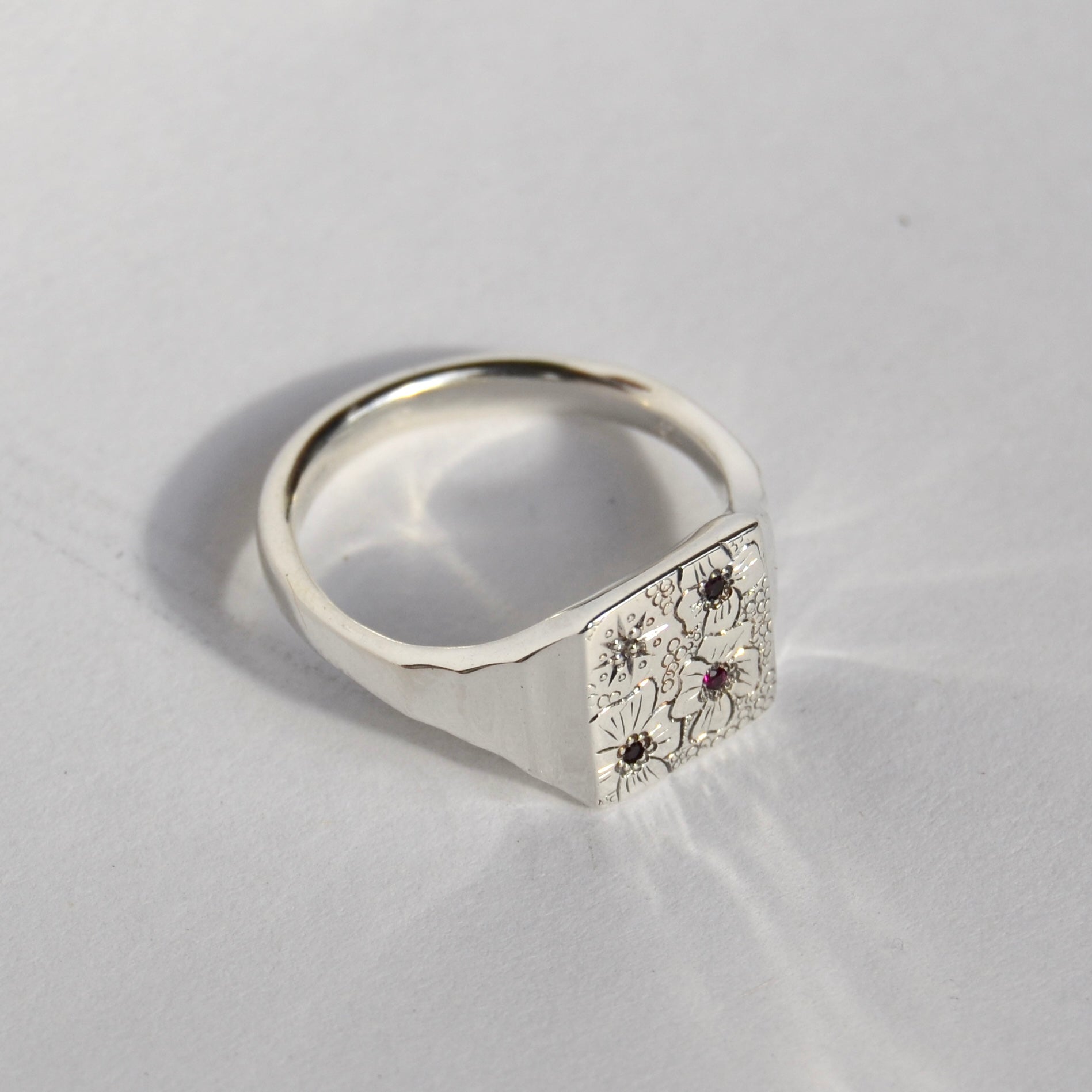 Pansy Stargazer Ring