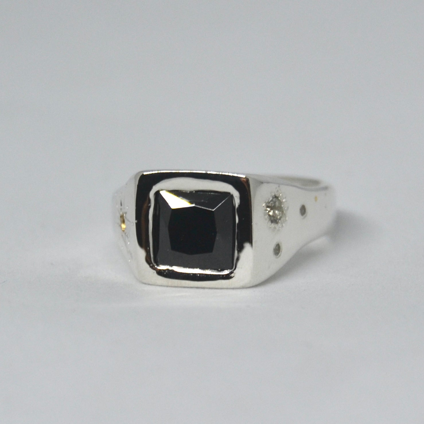 Darkness Signet Ring