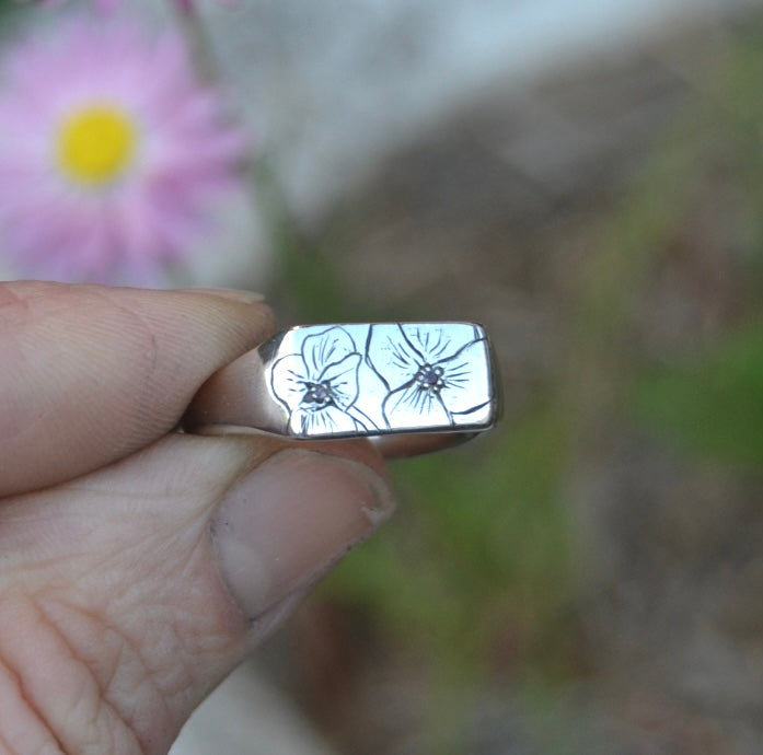 Pansy Engraved Signet Ring