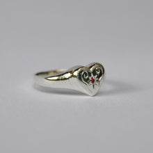 Load image into Gallery viewer, Engraved Heart Signet
