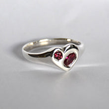 Load image into Gallery viewer, Heart Signet with Stones • Silver
